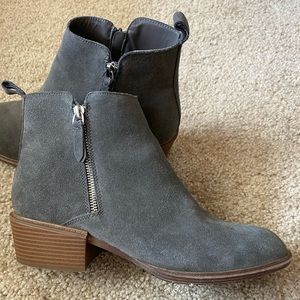 Kenzie Womens Talynn Leather Ankle Bootie Grey Size 9.5 Suede Side Zip Boot
